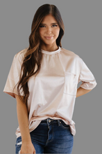 Load image into Gallery viewer, Johanna Pocket Top
