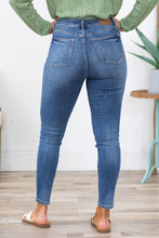 Load image into Gallery viewer, Judy Blue Classic Skinny Jeans High Wasted
